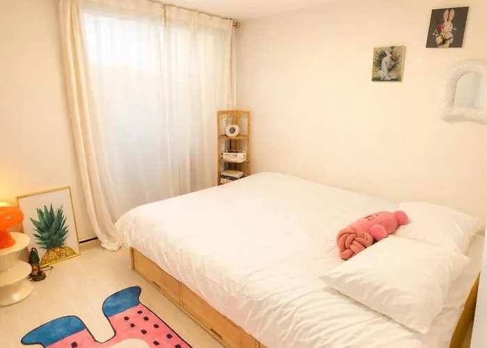 건대 성수 인접 넓은 3룸 최대8인 Kspo 롯데월드 이동편리 아차산역 4분 Villa *